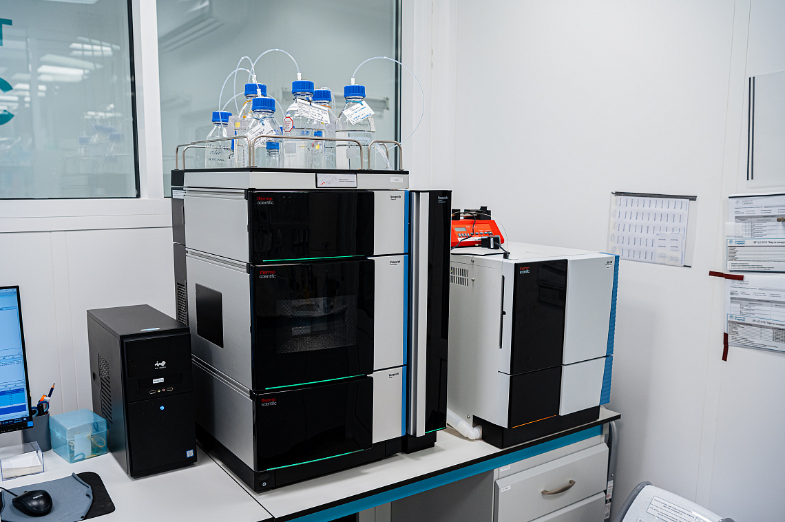 Хроматограф жидкостный с масс-спектрометром Vanquish Flex - ISQ EM, производитель Thermo Scientific Хроматограф жидкостный с масс-спектрометром Vanquish Flex - ISQ EM, производитель Thermo Scientific